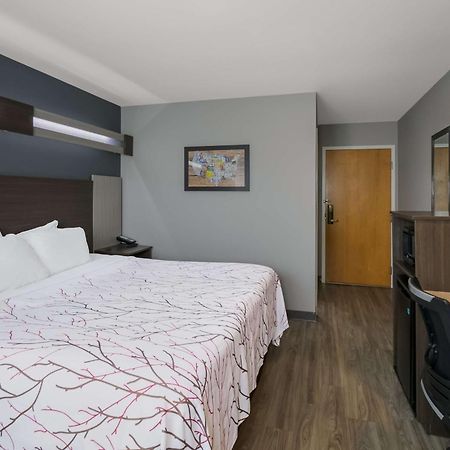 Surestay Plus Hotel By Best Western Севьервилл Экстерьер фото
