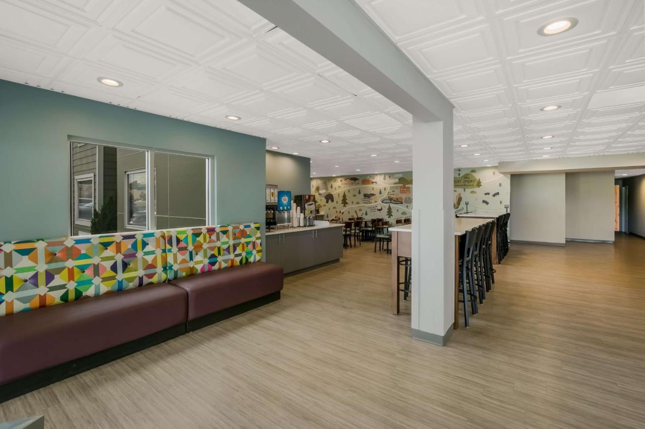 Surestay Plus Hotel By Best Western Севьервилл Экстерьер фото
