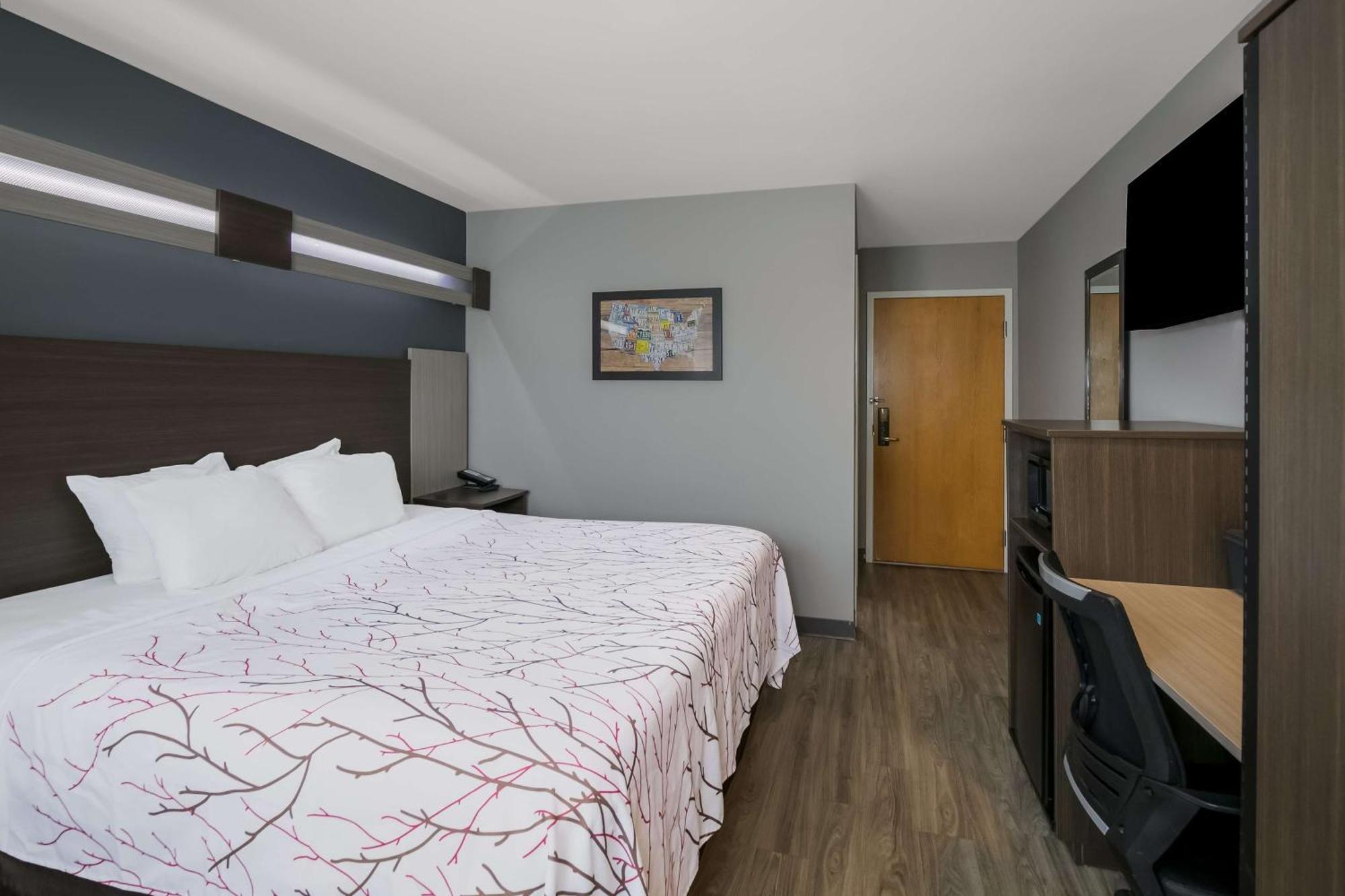 Surestay Plus Hotel By Best Western Севьервилл Экстерьер фото