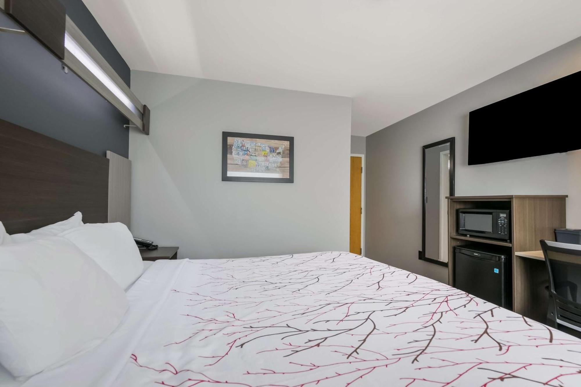 Surestay Plus Hotel By Best Western Севьервилл Экстерьер фото